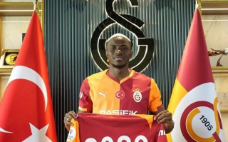 奧斯梅恩 加盟 加拉塔薩雷，轉(zhuǎn)會費7500萬歐