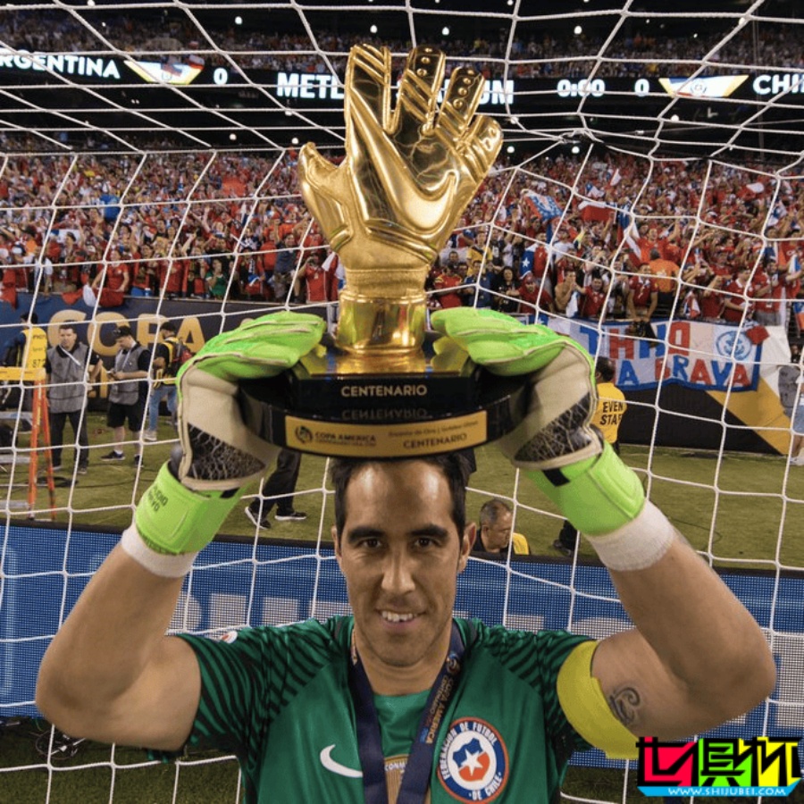 41歲 智利 國門 布拉沃 宣布退役-第5張圖片-世俱杯